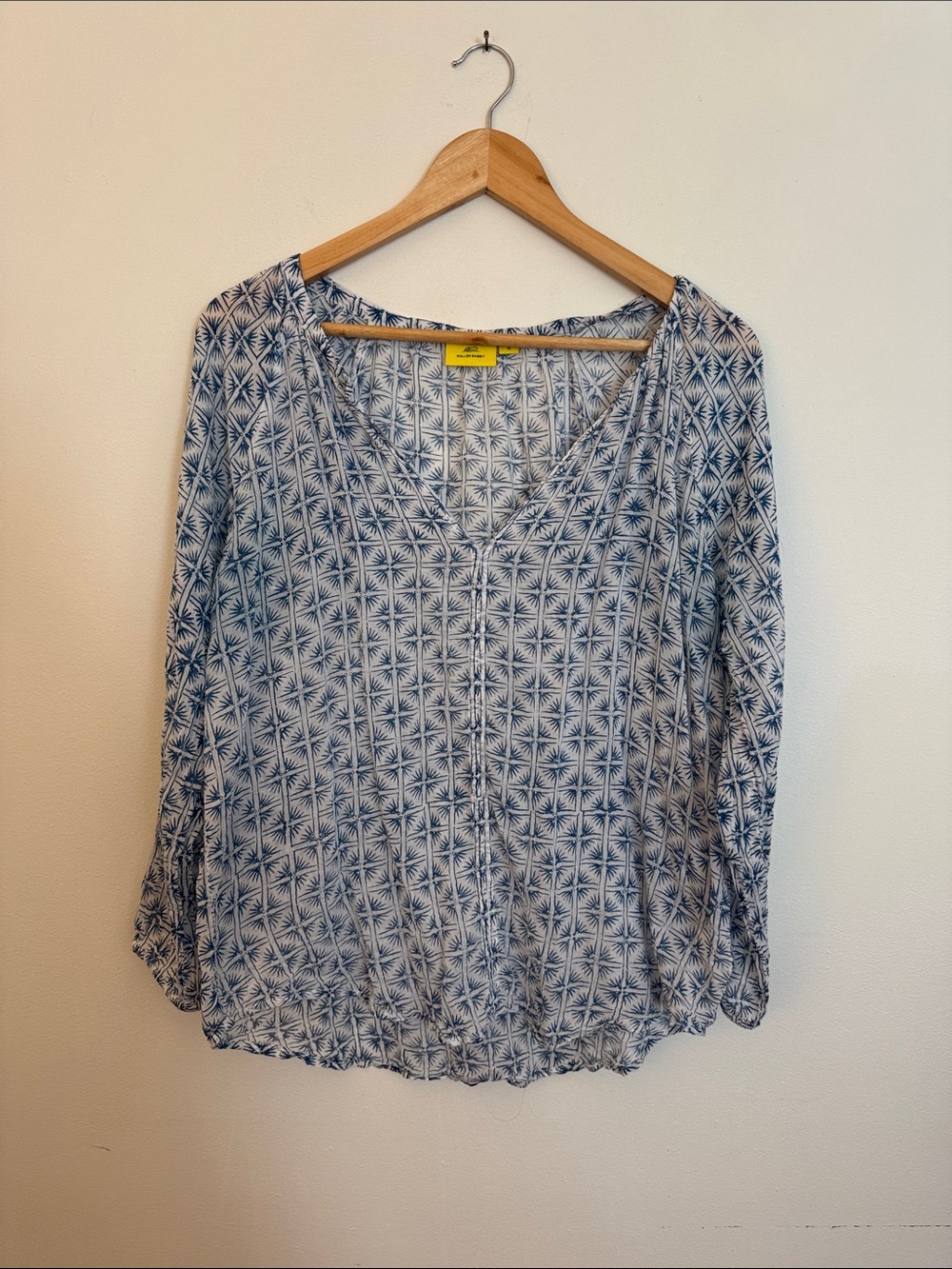 Roller Rabbit Navy and White Geometric V-Neck Blouse